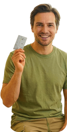 imagen de hombre con Tarjeta de Crédito Bci para Plan Bci