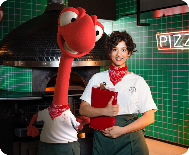 mono rojo en pizzeria averiguando por un leasing en Bci